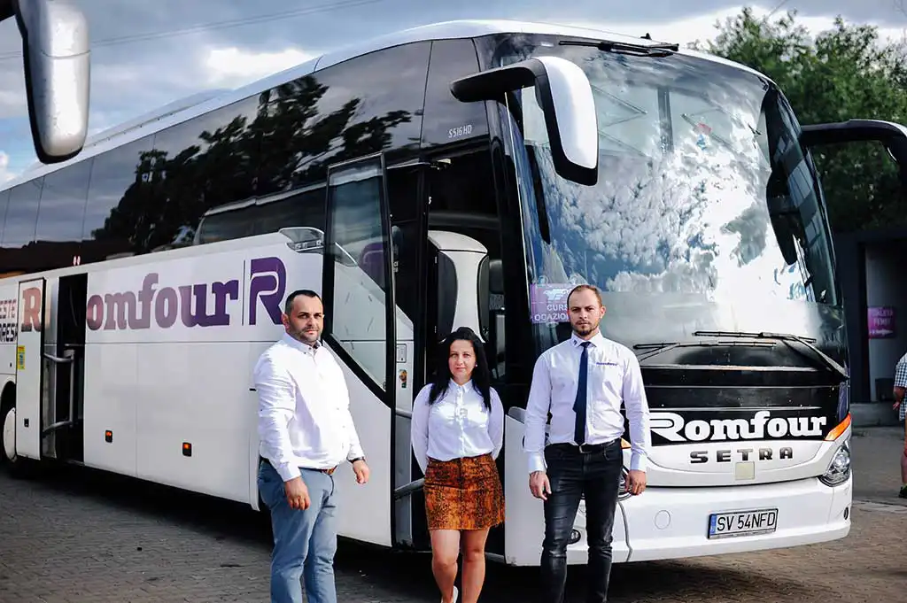 Autocar Romfour — Circuite Turistice – excursii și circuite turistice